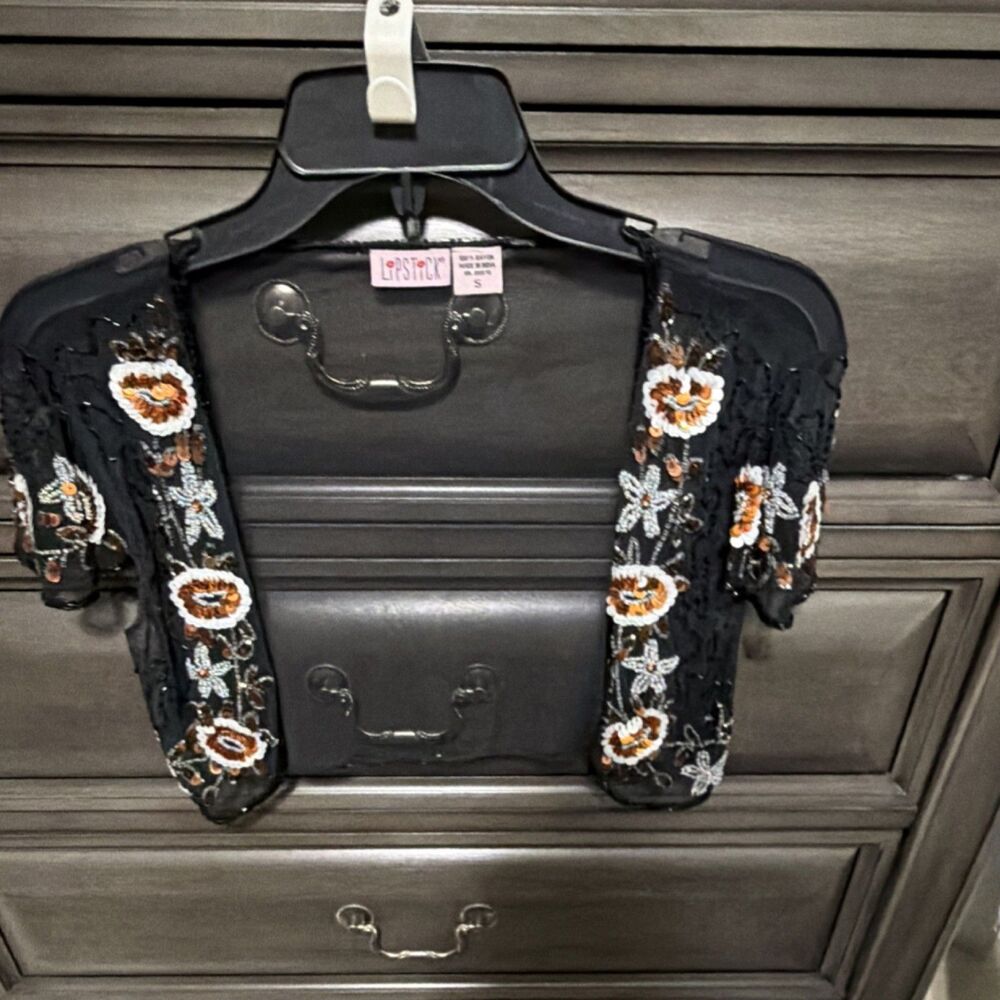 Women's Lipstick Black Mesh Sequin Embroidered Cropped Blouse Short Sleeve S